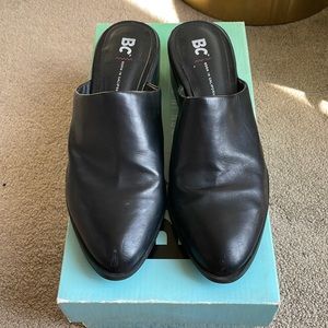 BC Footwear black leather mules size 6